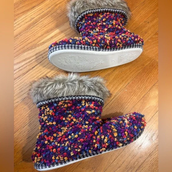 Isaac Mizrahi Slippers Multicolor Faux Fur lined Large - Picture 4 of 7